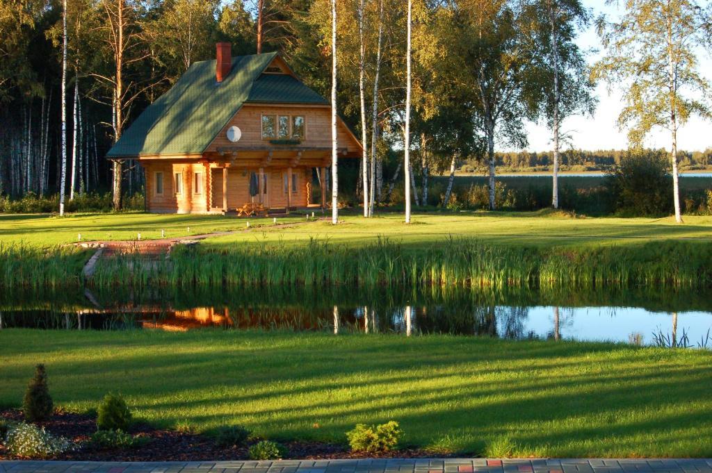 Holiday Complex Cirmas Ezerkrasts Ludza Exterior photo